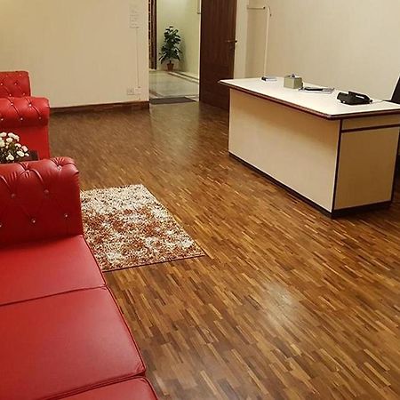 Greenleaf Apartment And Suites, Kalkaji New Delhi Buitenkant foto