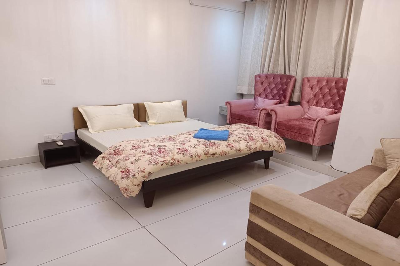 Greenleaf Apartment And Suites, Kalkaji New Delhi Buitenkant foto